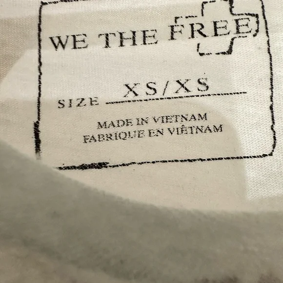 |Sold|  🌔HP🌖  •We The Free• long sleeve - Picture 6 of 7